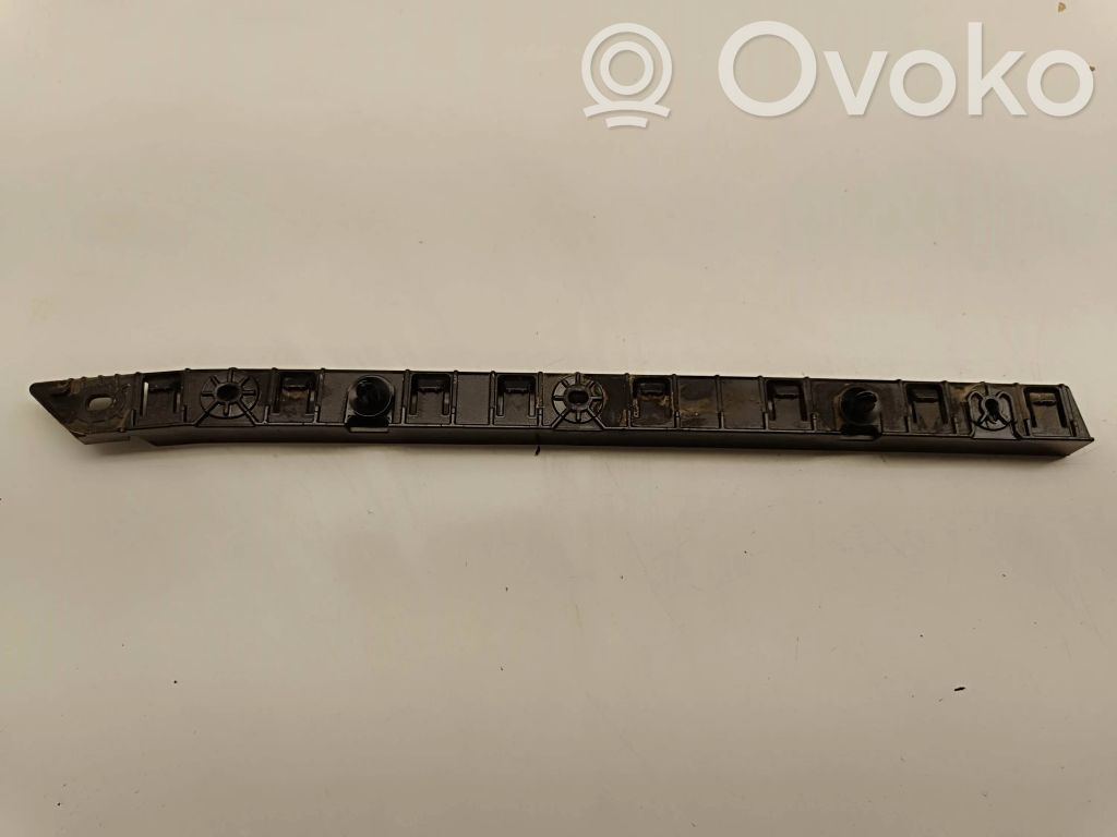Chrysler Pacifica Rear bumper mounting bracket 