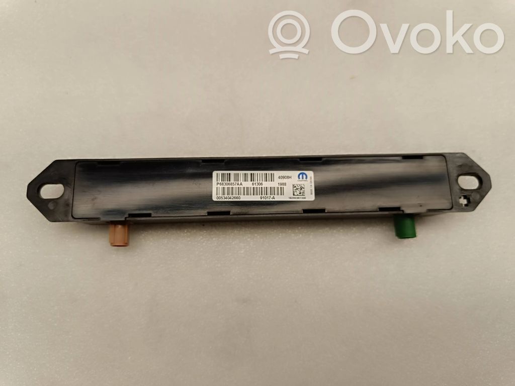 Chrysler Pacifica Antenos valdymo blokas 