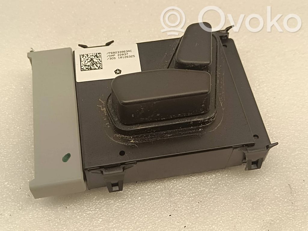 Chrysler Pacifica Seat control switch 