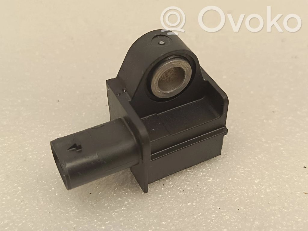 Chrysler Pacifica Airbag deployment crash/impact sensor 