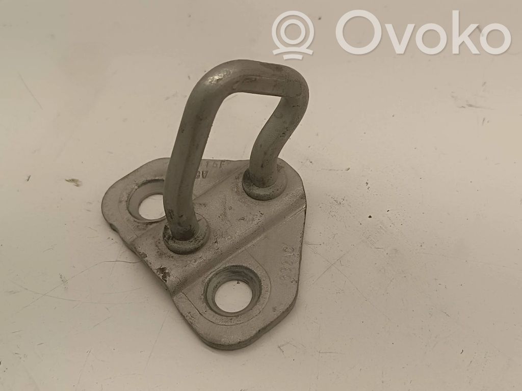 Chrysler Pacifica Sliding door lock loop/hook striker 