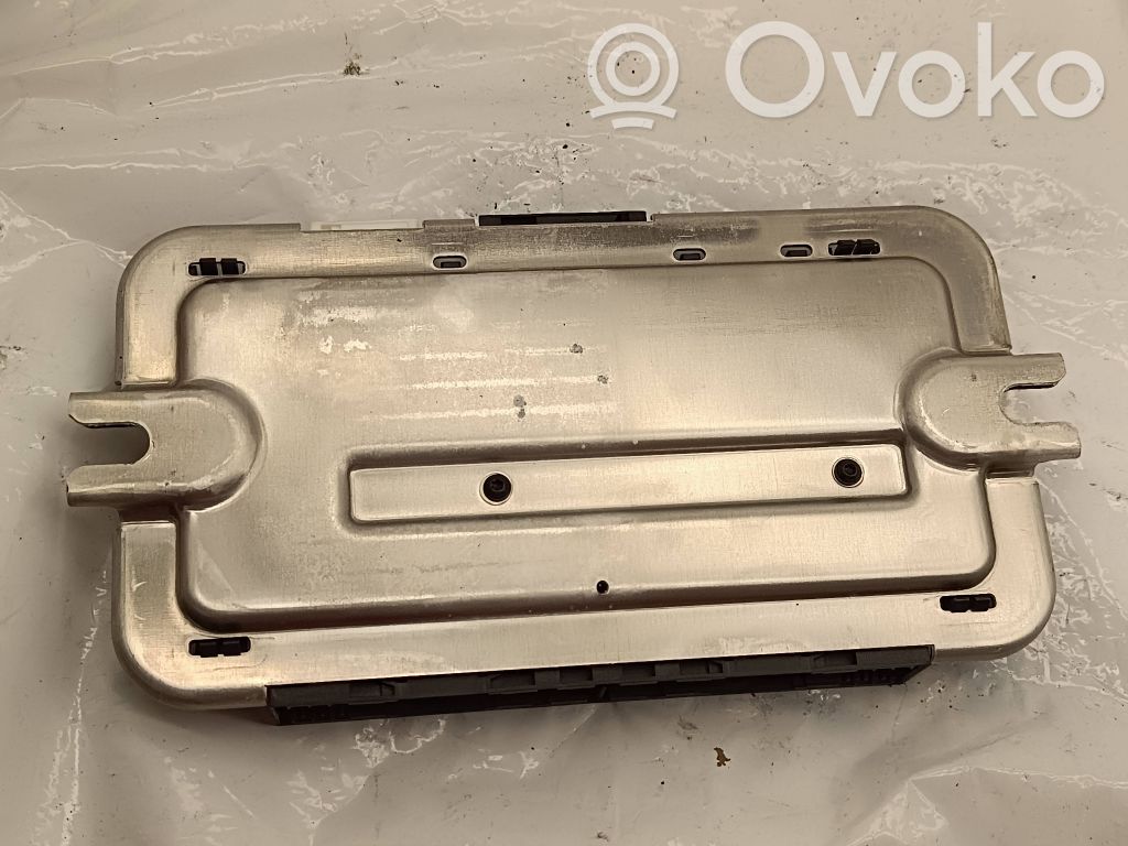 Sterownik / Moduł świateł LCM   9313933,001001001,00001739,0000106B0,00001763