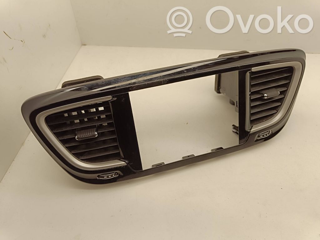 Chrysler Pacifica Dysze / Kratki środkowego nawiewu deski rozdzielczej 