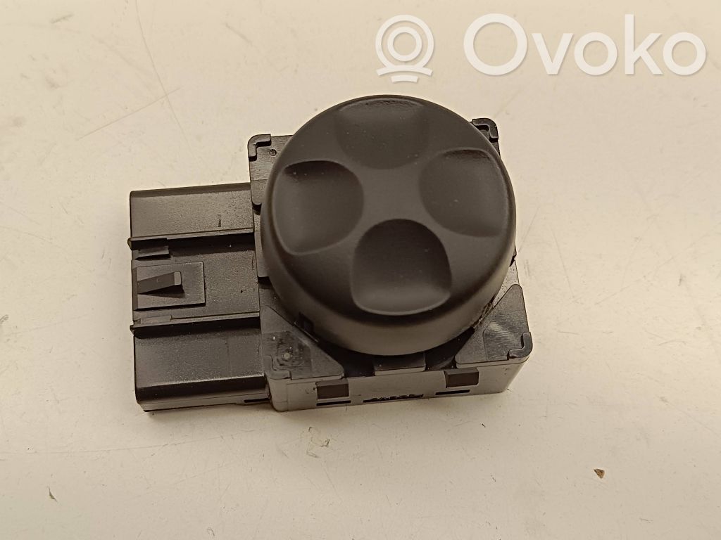 Dodge Durango III Seat control switch 