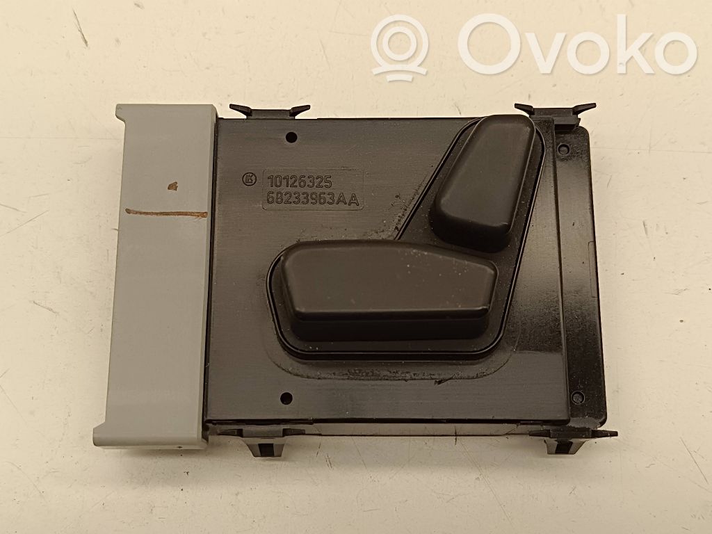Chrysler Pacifica Seat control switch 