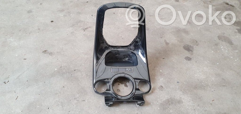 Ford Fiesta Ozdoba tunelu środkowego 