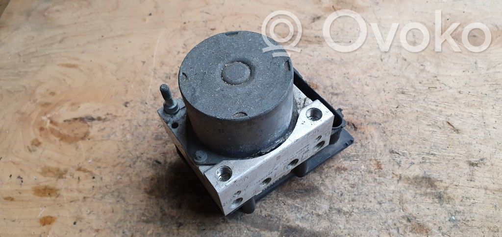 Mitsubishi Colt ABS bloks 