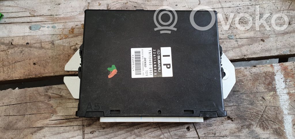 Subaru Tribeca Engine control unit/module 