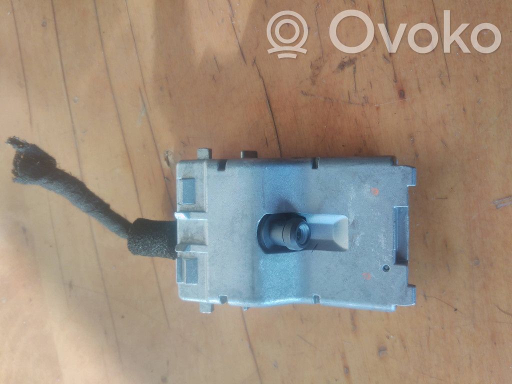 Mazda 3 II Windshield/windscreen camera 