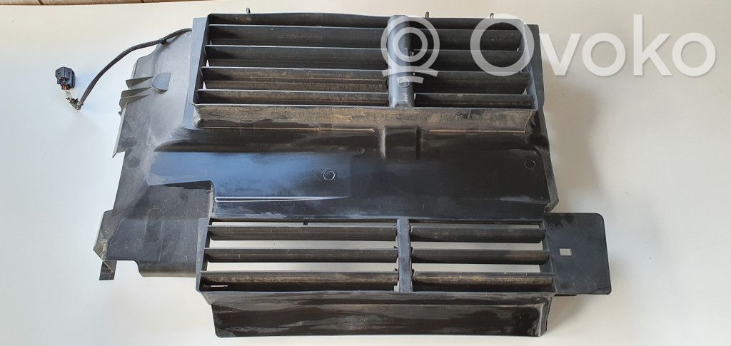 Ford Focus Wlot / Kanał powietrza intercoolera 