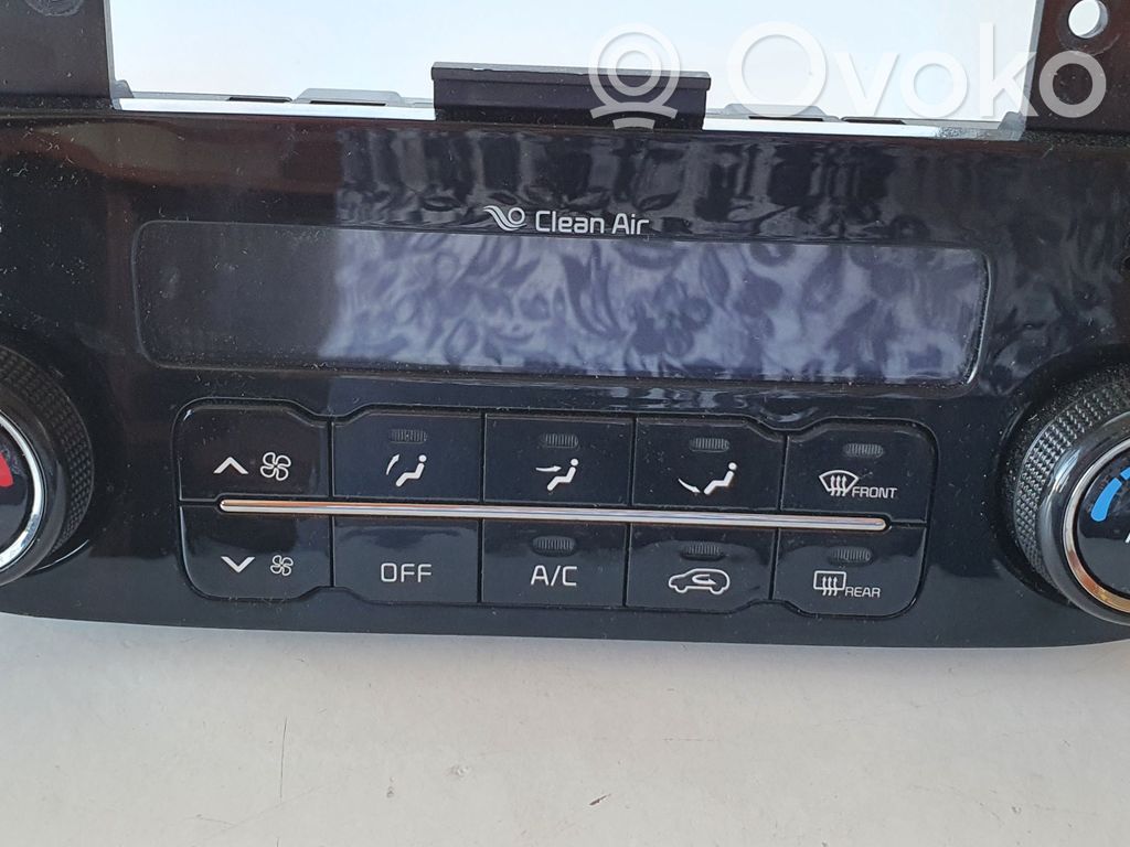 KIA Sportage Climate control unit 