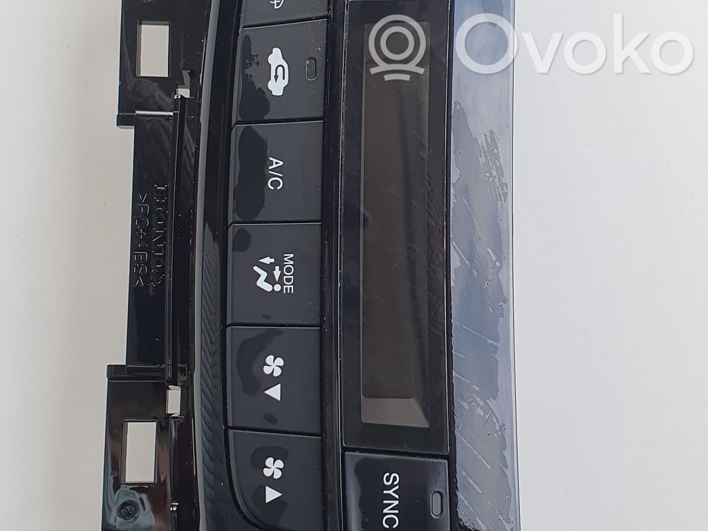 Climate control unit   79600T1VE611M1