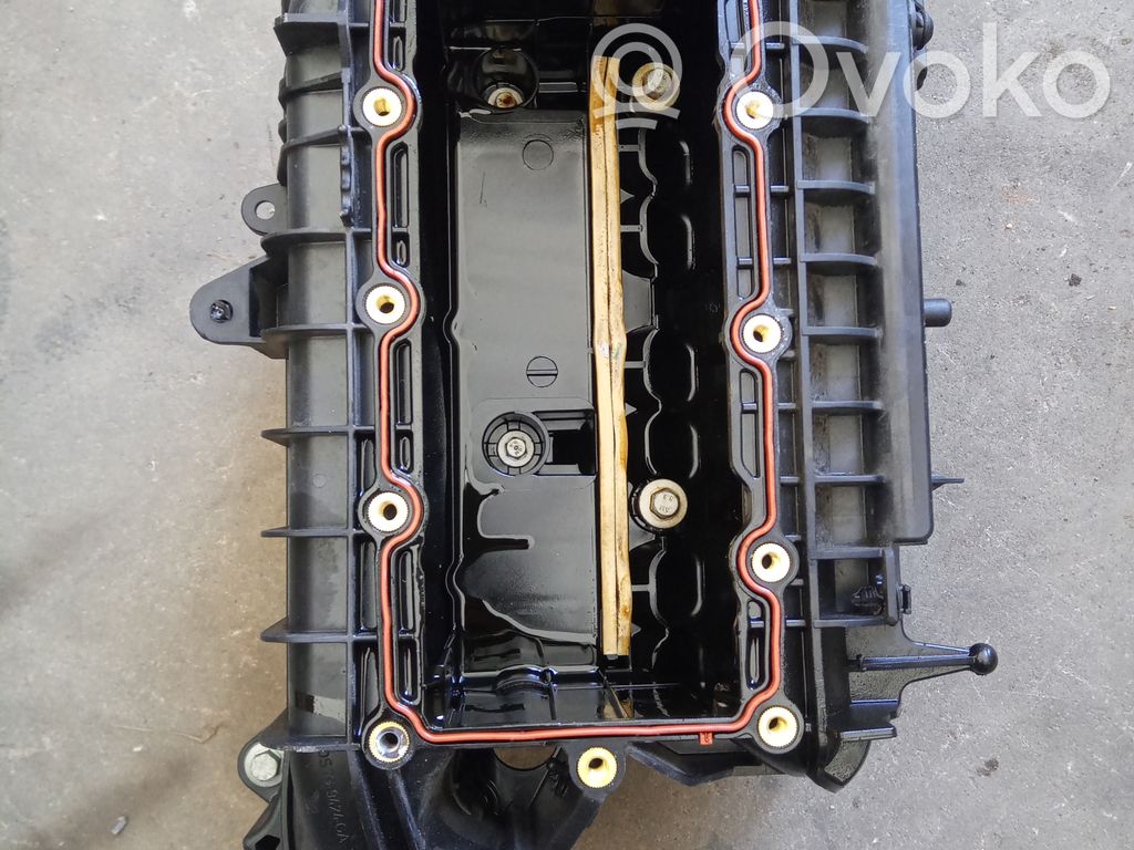 Ford Kuga II Intake manifold 