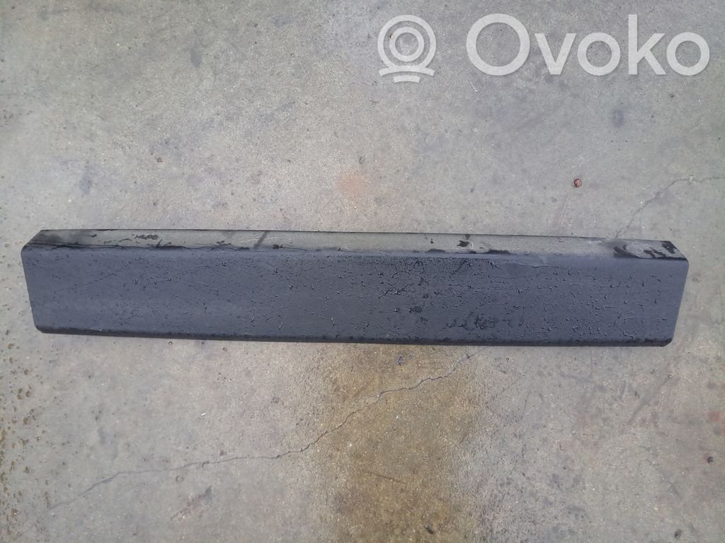 Tailgate trim   AV11R424B36