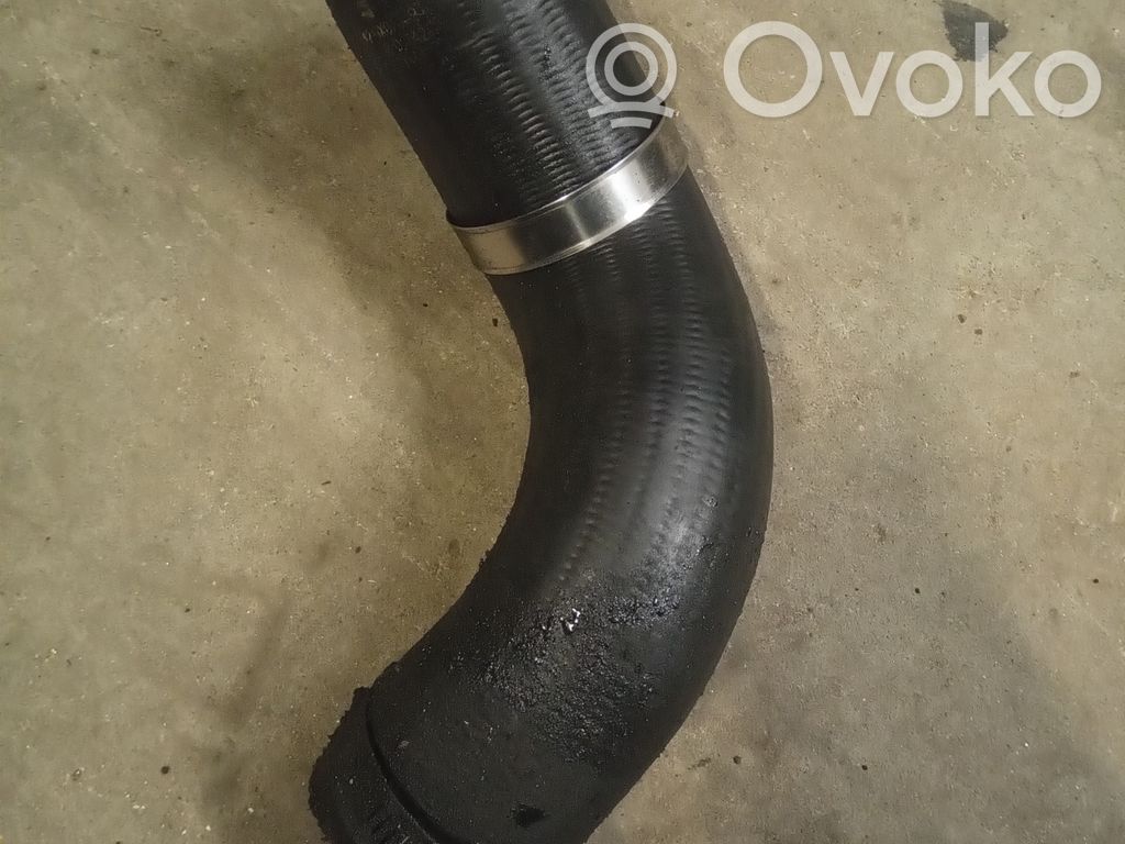 Intercooler hose/pipe