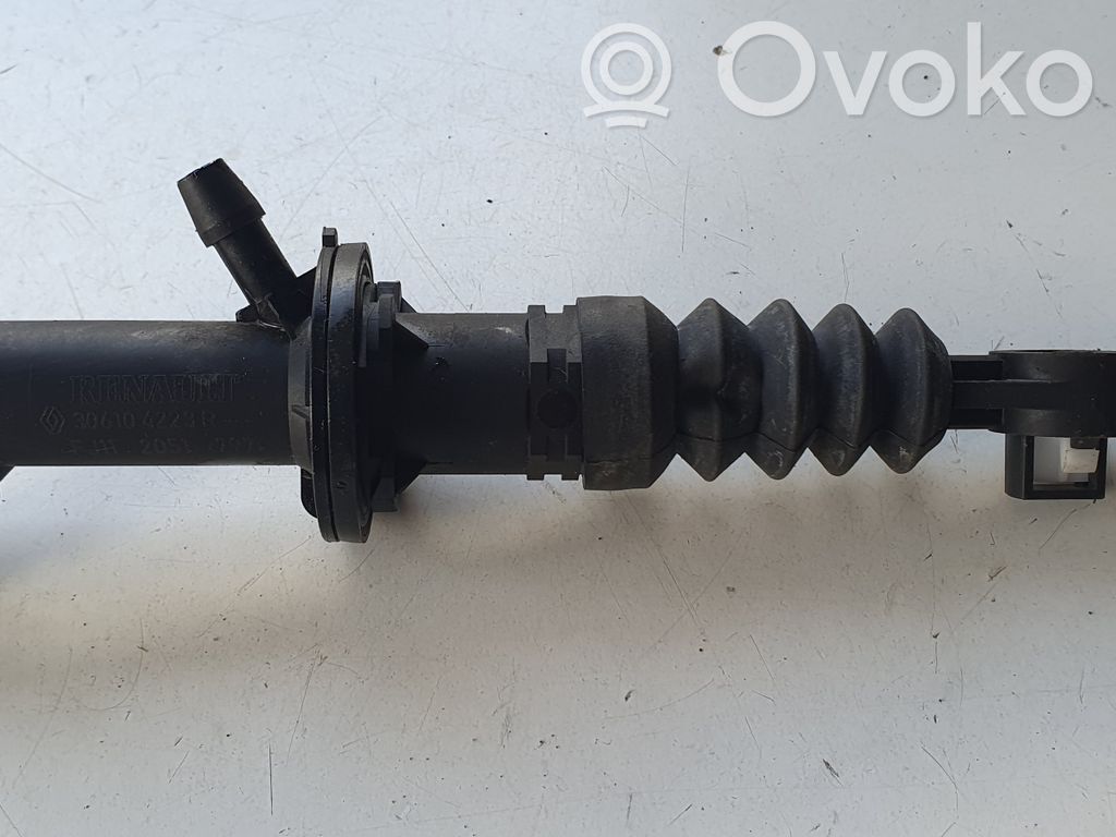 Kytkimen apusylinteri   306104223R