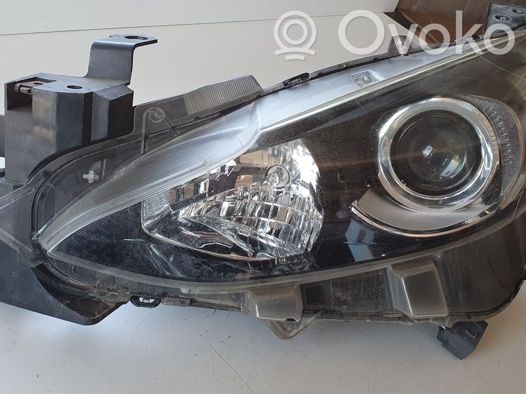 Mazda 3 II Scheinwerfer 