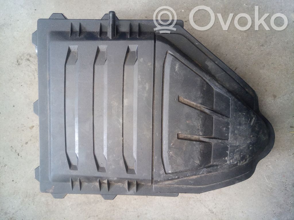 Seat Arona Ilmansuodattimen kotelo 