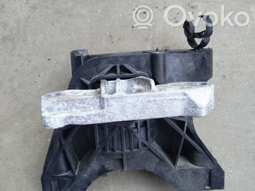 Citroen C5 Aircross Engine mount bracket 