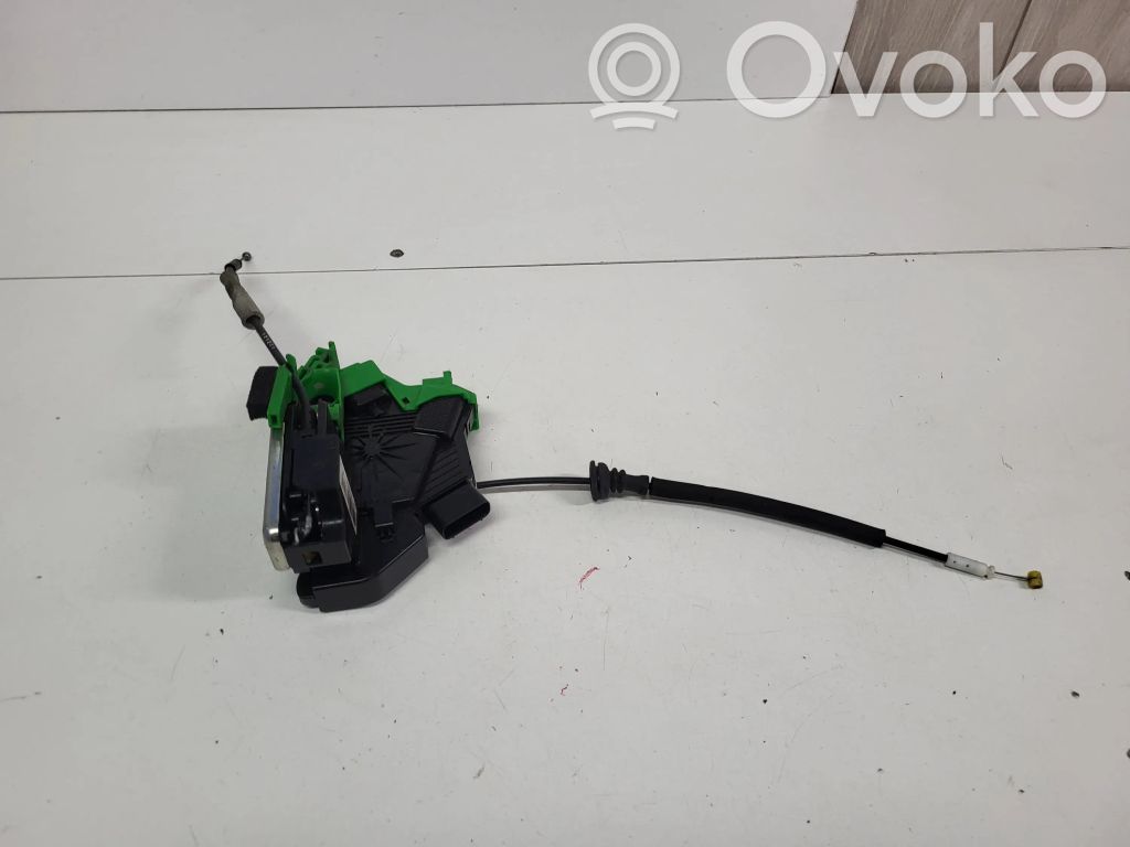 KIA Ceed Front door lock 