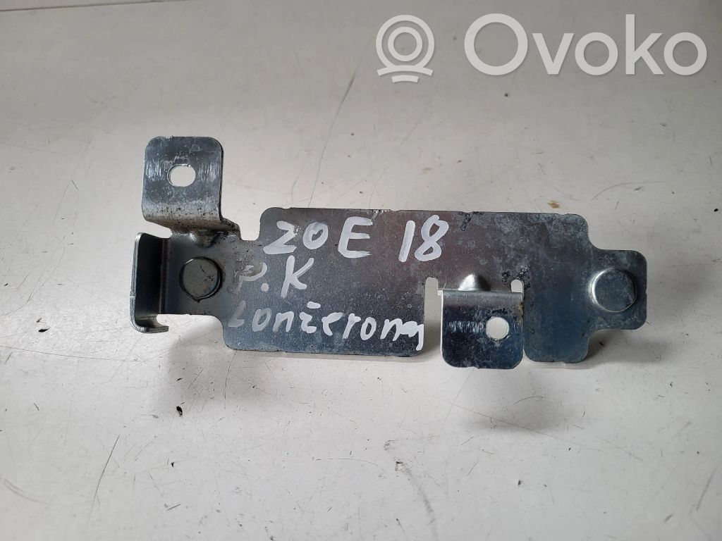Other engine bay part   296A24784R