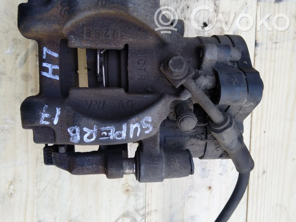 Takajarrusatula   3Q0615405
