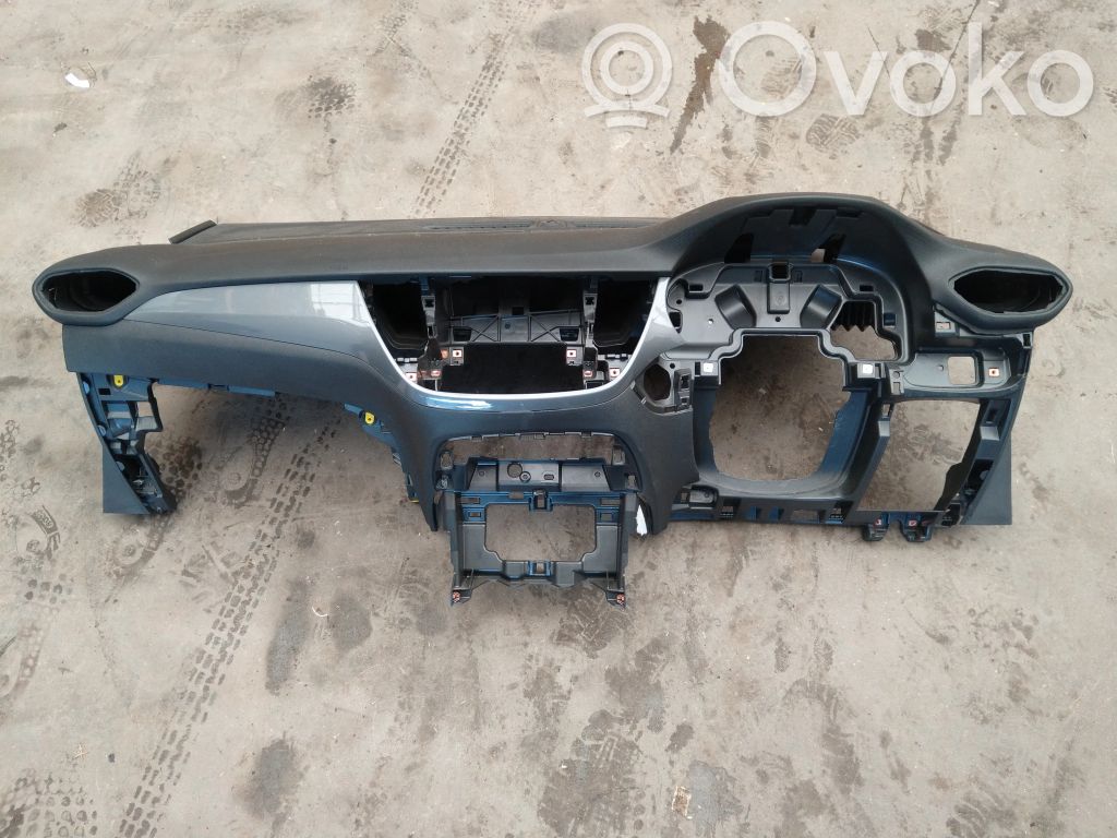 Dashboard   460029937,13460730