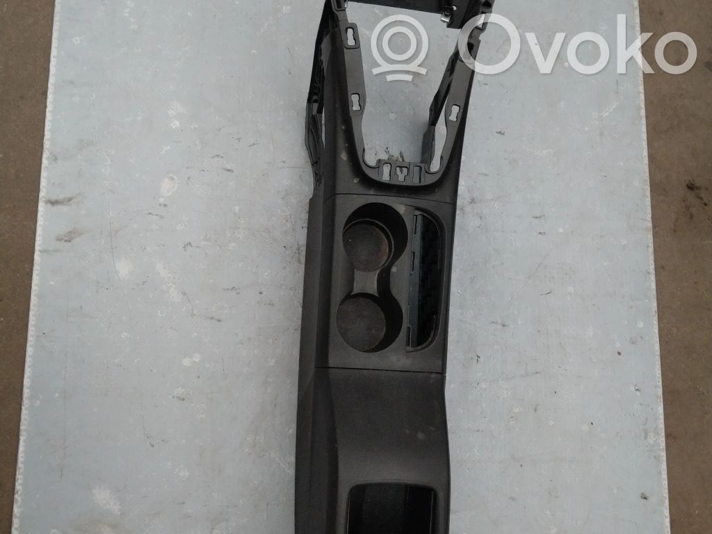 Opel Crossland X Tunel środkowy 