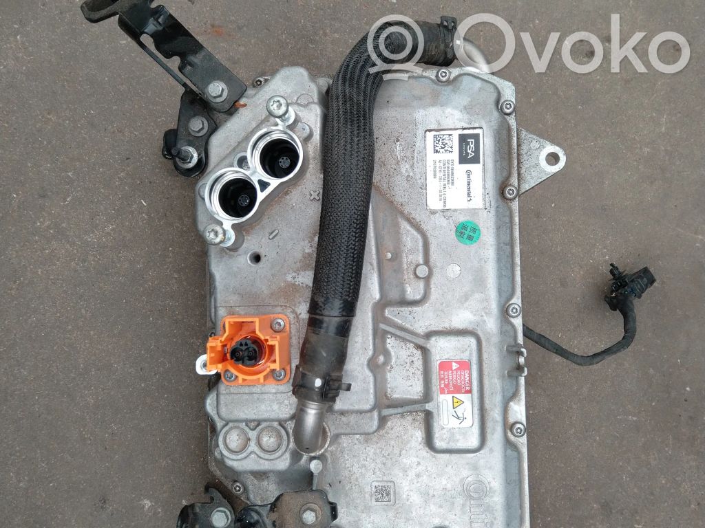 Inversor/convertidor de voltaje   9844623080