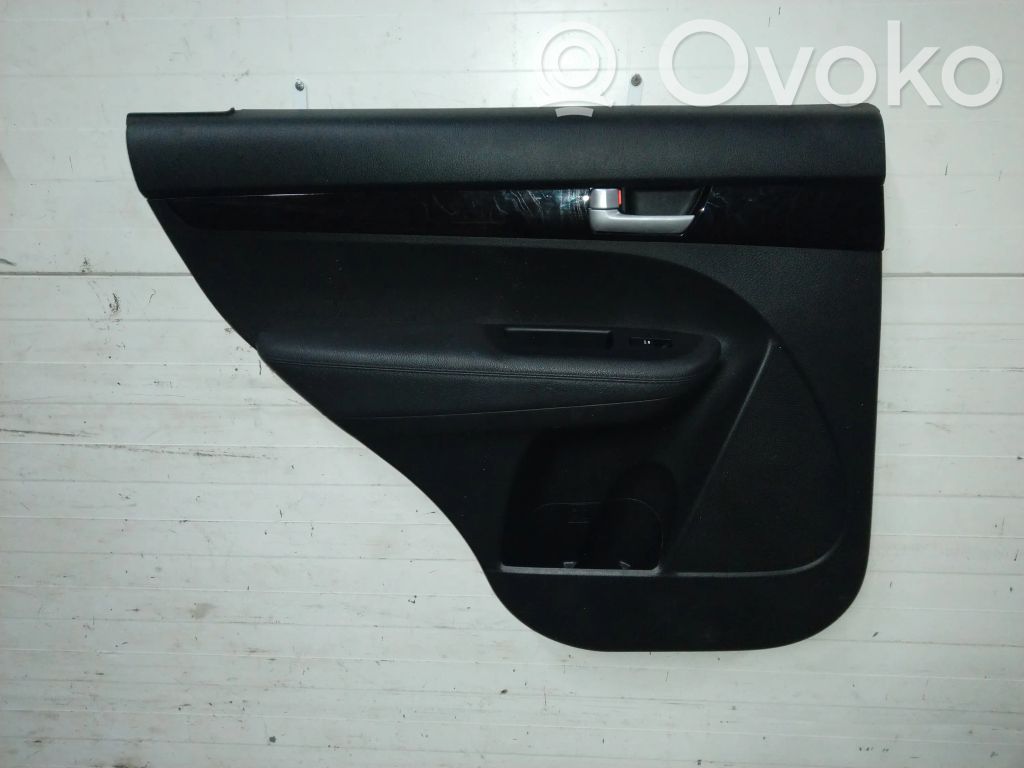 KIA Sorento Rear door card panel trim 