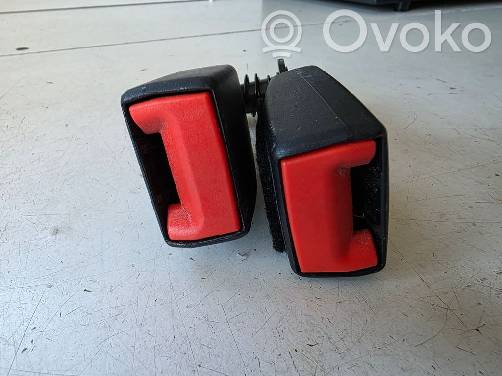 Ford B-MAX Rear seatbelt buckle 