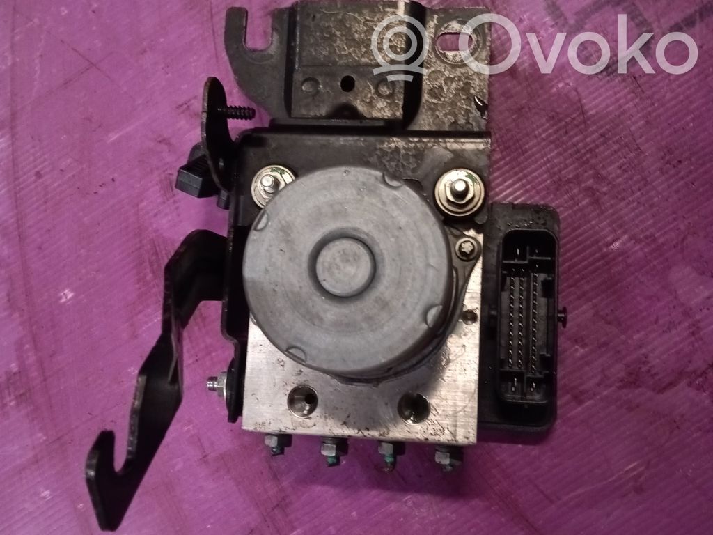 Renault Arkana ABS bloks 