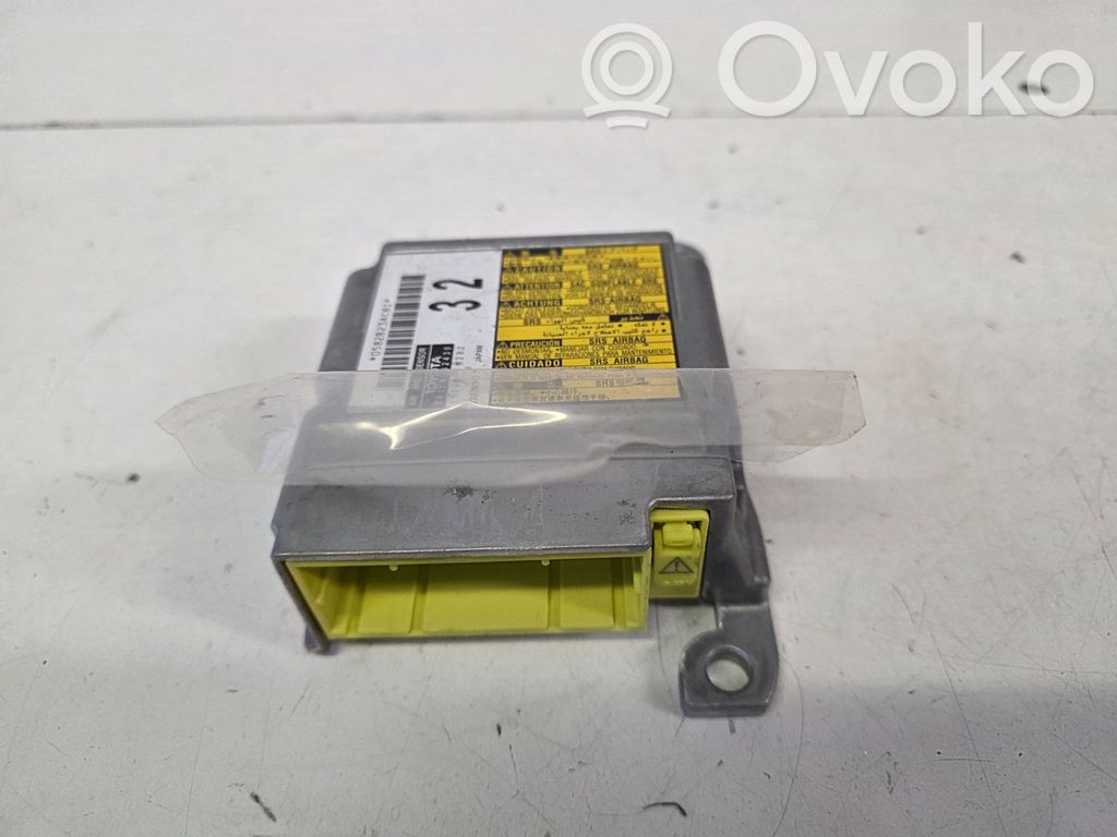 Toyota RAV 4 (XA40) Centralina/modulo airbag 
