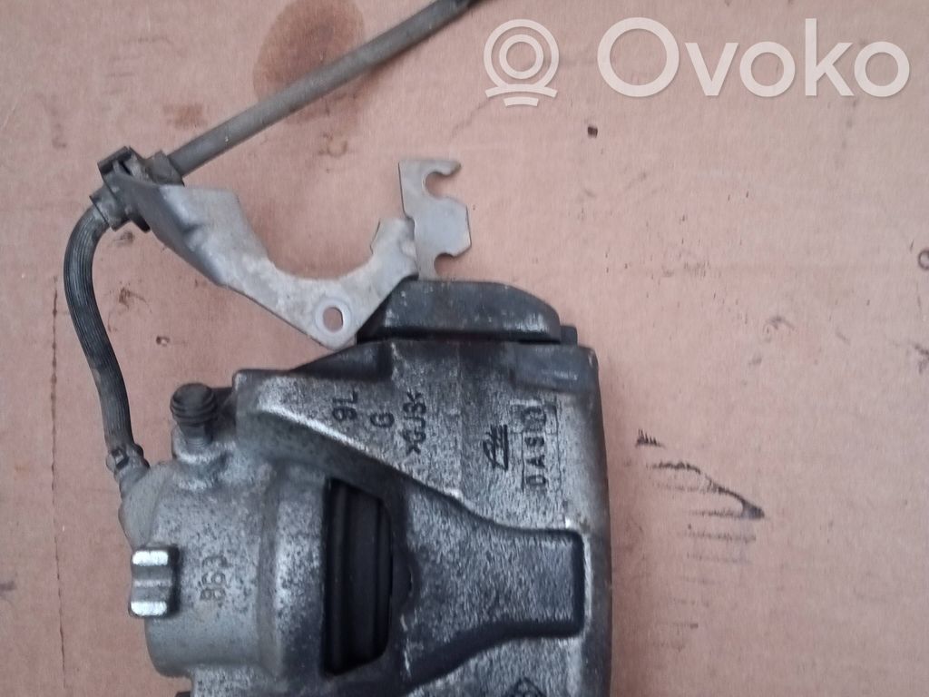 Front brake caliper