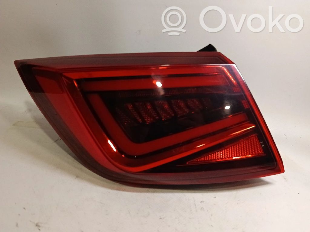 Seat Leon (5F) Takaluukun takavalot 