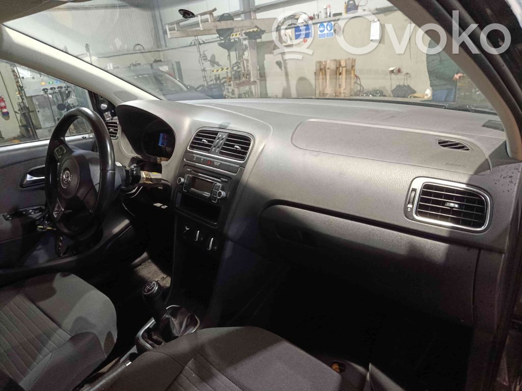 Volkswagen Polo V 6R Turvatyynysarja 