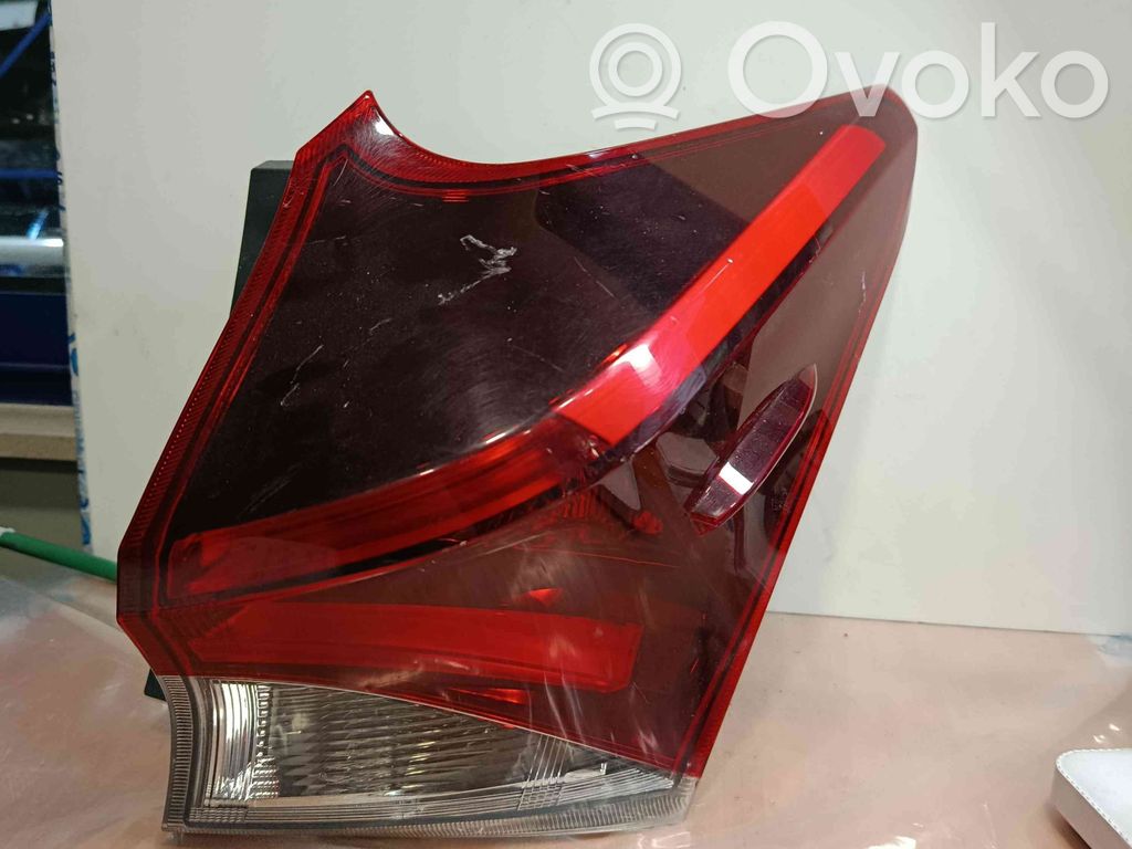 Rear/tail lights