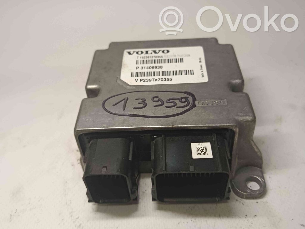 Airbag control unit/module   P31406938