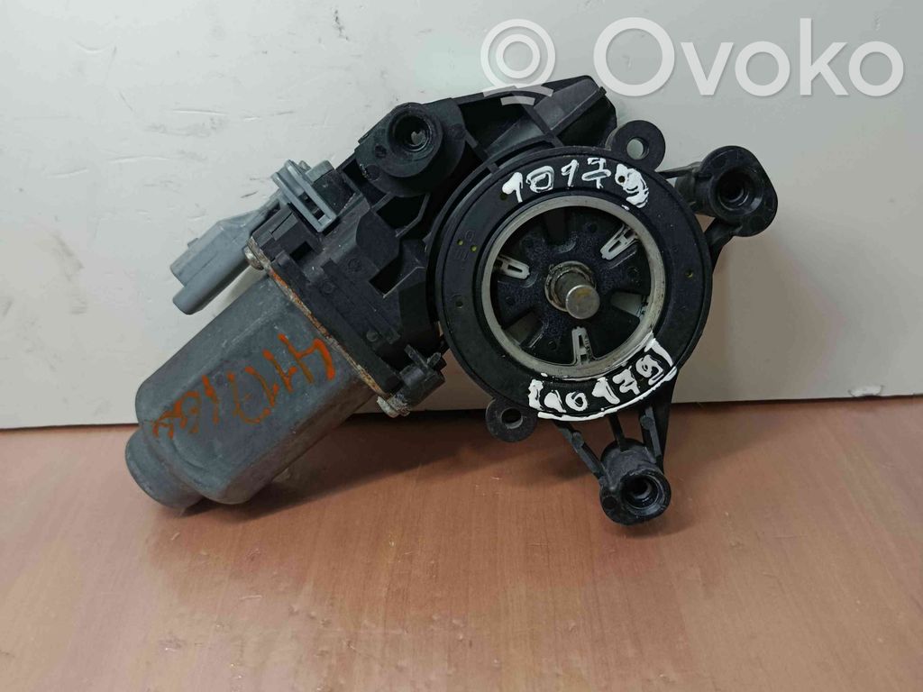 Front door window regulator motor   9677416980