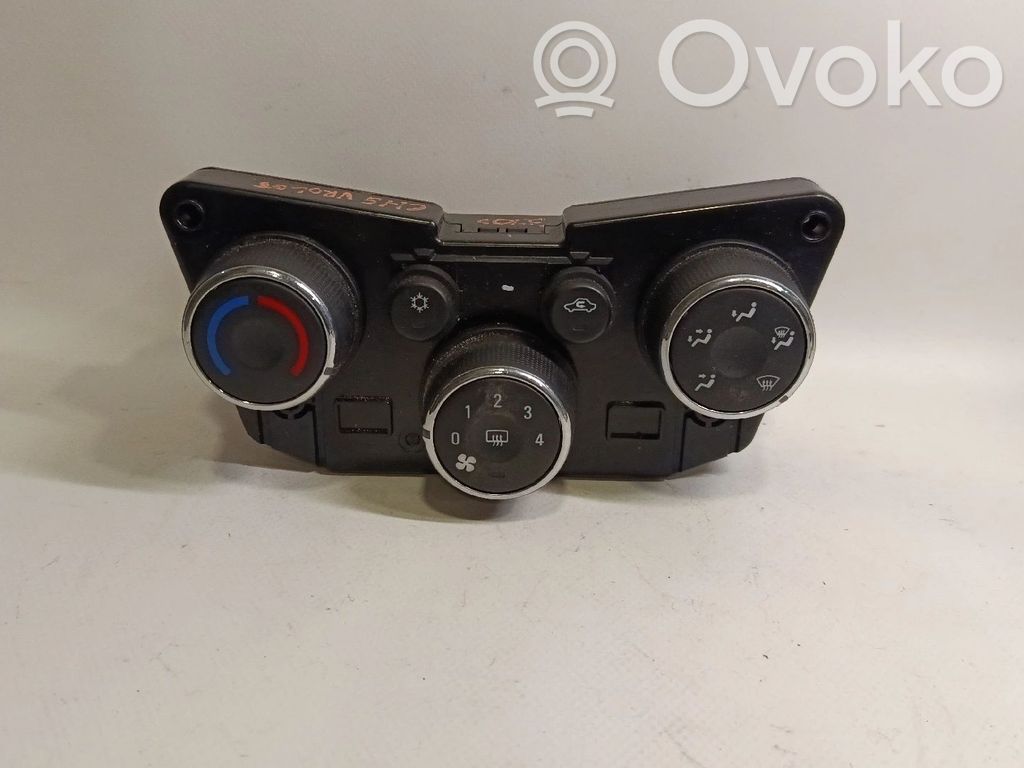 Chevrolet Trax Climate control unit 