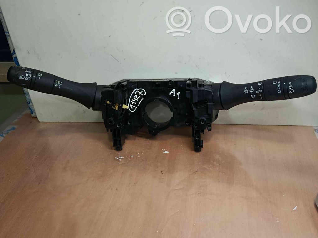 Mitsubishi ASX Autres commutateurs / boutons / leviers 