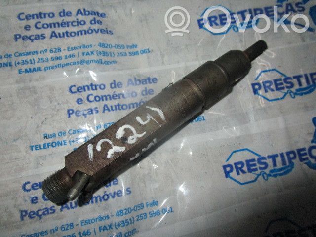Inyector de combustible   028130201T,4P