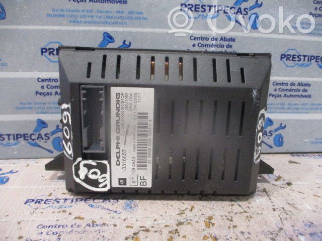 Opel Corsa D Screen/display/small screen 