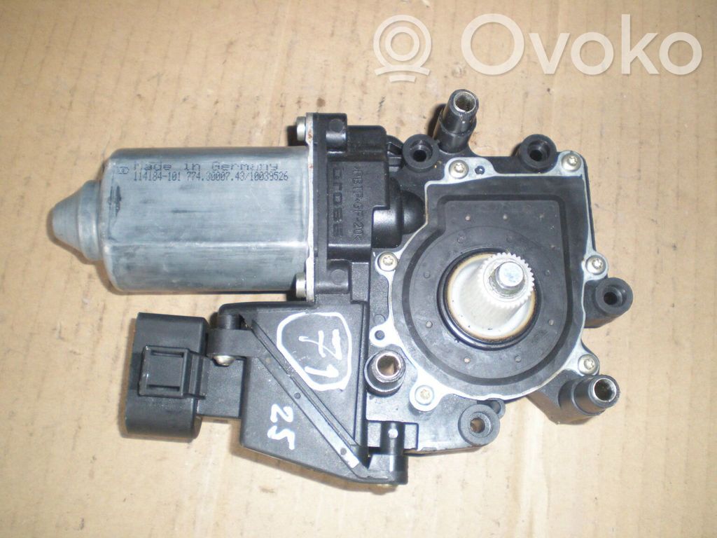Audi A4 S4 B5 8D Rear door window regulator motor 