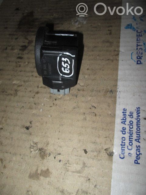 Ignition-blocking relay   143408T