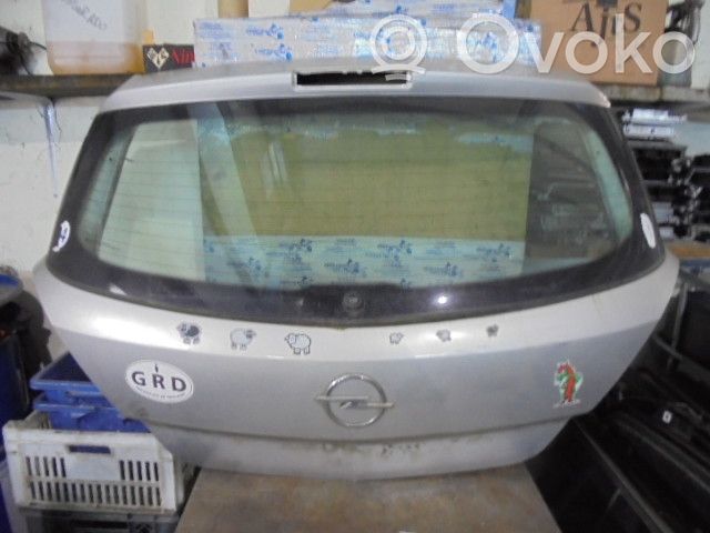 Tailgate/trunk/boot lid   MALA1095