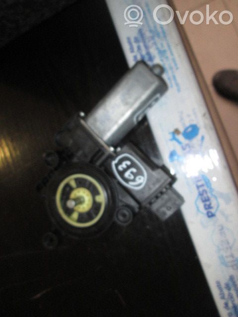 Front door window regulator motor   72005001