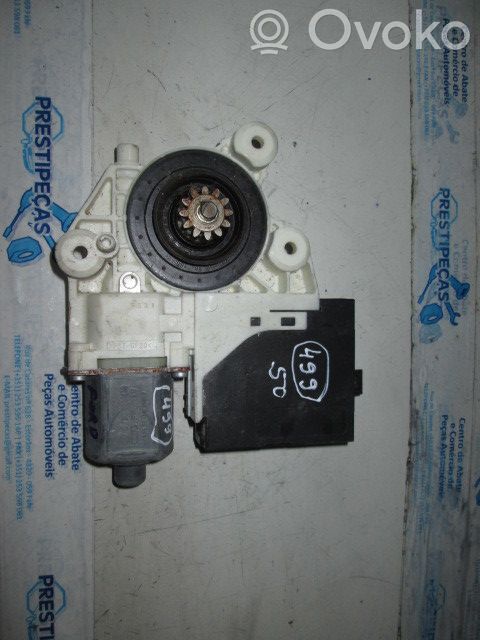 Asa reguladora de la puerta trasera   0130822218