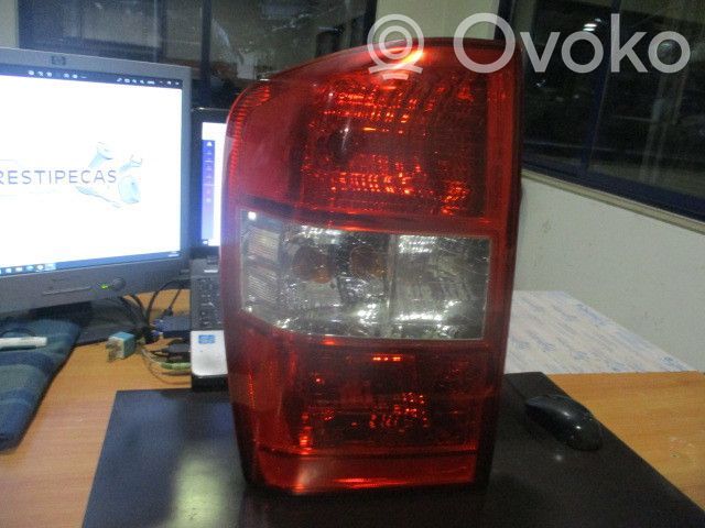 Tailgate rear/tail lights   STOP2638