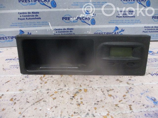 Bildschirm / Display / Anzeige   6372020331